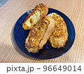 フランスパンのフレンチトースト 96649014