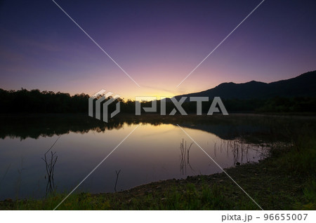 The scenery and atmosphere of the morning sky are beautiful. Mae Pon Reservoir, Sop Chang Subdistrict, Mae Mo District, Lampang Province, Thailand. 96655007
