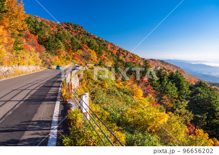 《福島県》天狗の庭の紅葉・磐梯吾妻スカイライン《紅葉最盛期》 96656202