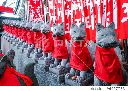 大岡越前ゆかりの豊川稲荷東京別院（東京都港区） 96657788