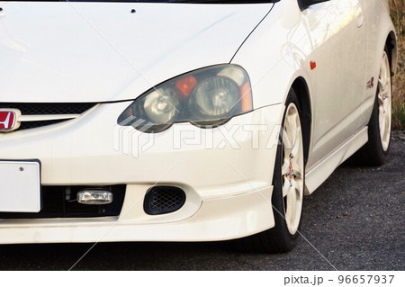 自動車イメージ　ホンダインテグラ タイプR2代目のフロントマスク 96657937