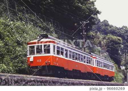 入生田ー箱根湯本を走る、箱根登山鉄道115－104編成　撮影日1982年5月29日、コダクローム64 96660269
