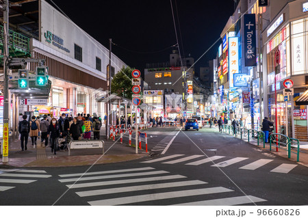 《東京都》西荻窪駅前・都市風景 《東京都》西荻窪駅前・都市風景 96660826