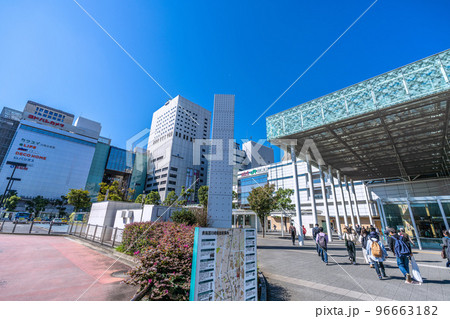 日本の川崎都市景観 川崎駅や川崎日航ホテル、カワスイなどを望む 日本の川崎都市景観 川崎駅や川崎日航ホテル、カワスイなどを望む 96663182