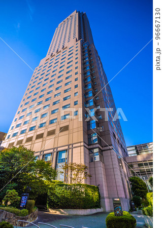 日本の東京都市景観 渋谷のセルリアンタワー東急ホテルなどを望む 日本の東京都市景観 渋谷のセルリアンタワー東急ホテルなどを望む 96667130