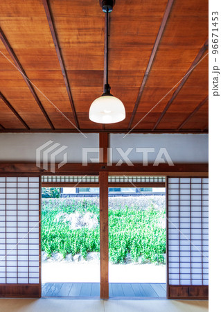 日本家屋 96671453