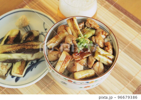 やきとり丼 96679386