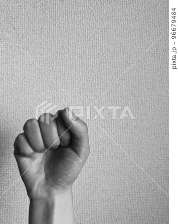 拳 暴力 イメージ 拳 暴力 イメージ 96679484