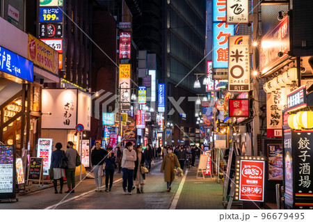 《東京都》吉祥駅前・商店街 96679495