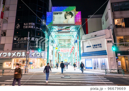 《東京都》吉祥寺駅前・商店街 96679669