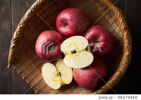 蜜入りのりんご サンふじ 蜜入りのりんご サンふじ 96679860