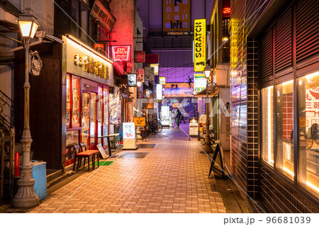 《東京都》吉祥寺駅前・商店街 96681039