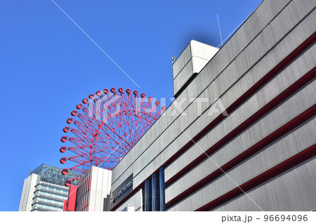 大阪梅田の都市風景 大阪梅田の都市風景 96694096