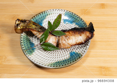 シイラの照り焼き 96694308
