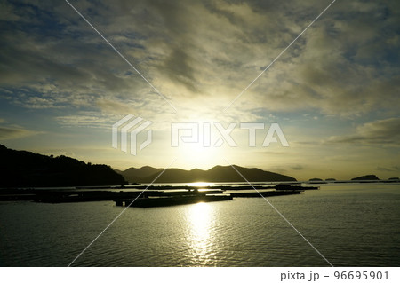 風景 空 海 赤穂市坂越 風景 空 海 赤穂市坂越 96695901