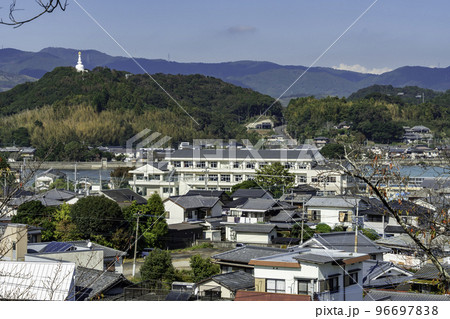 臼杵市街地　臼杵市立臼杵小学校　大分県臼杵市 96697838