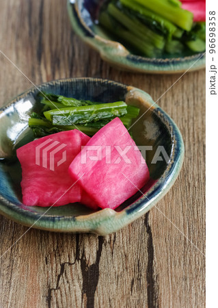 保平かぶと野沢菜の漬け物　長野県・松本市奈川 96698358
