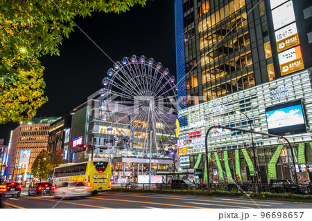 《愛知県》名古屋都市風景　名古屋栄の夜景　サンシャインサカエの観覧車 96698657