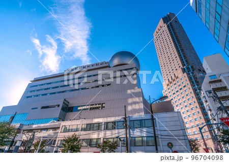 日本の東京都市景観 渋谷区文化総合センター大和田やセルリアンタワー東急ホテルなどを望む 日本の東京都市景観 渋谷区文化総合センター大和田やセルリアンタワー東急ホテルなどを望む 96704098