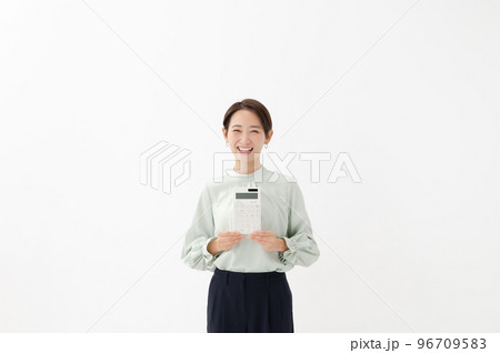 電卓　女性　白バック 96709583