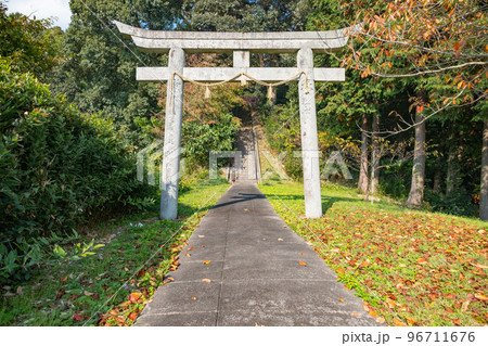 佐々布久神社　鳥居　島根県安来市広瀬町石原 96711676