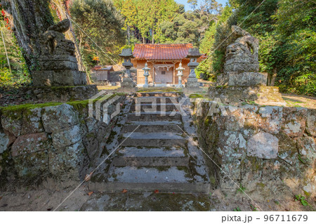 佐々布久神社　拝殿　島根県安来市広瀬町石原 96711679