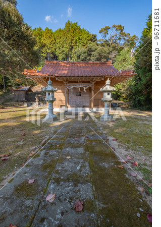 佐々布久神社 拝殿 島根県安来市広瀬町石原 佐々布久神社 拝殿 島根県安来市広瀬町石原 96711681