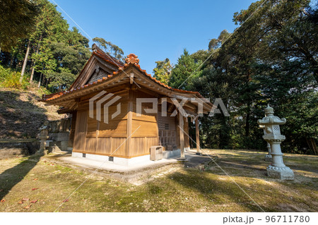 佐々布久神社 拝殿 島根県安来市広瀬町石原 佐々布久神社 拝殿 島根県安来市広瀬町石原 96711780