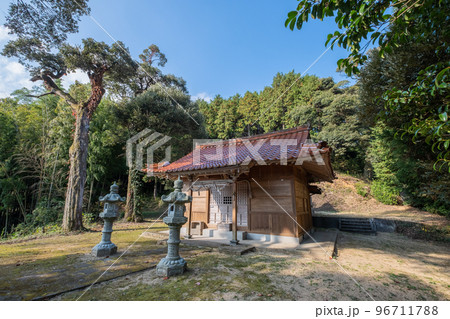 佐々布久神社　拝殿　島根県安来市広瀬町石原 96711788