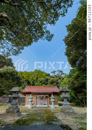 佐々布久神社 拝殿 島根県安来市広瀬町石原 佐々布久神社 拝殿 島根県安来市広瀬町石原 96712103