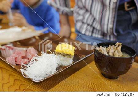 外食 港町の食べ放題ランチ 西海観光 外食 港町の食べ放題ランチ 西海観光 96713687