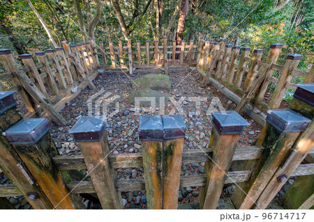 因幡国一宮 宇部神社 双履石 鳥取県鳥取市国府町宮下 因幡国一宮 宇部神社 双履石 鳥取県鳥取市国府町宮下 96714717