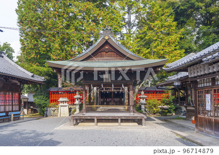 三宅八幡宮　拝殿（京都市左京区上高野） 96714879