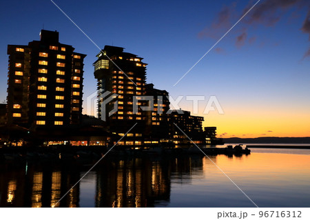 和倉温泉街 夕景 和倉温泉街 夕景 96716312
