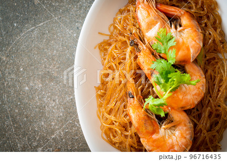 Casseroled or Baked Shrimp with Glass Noodles Casseroled or Baked Shrimp with Glass Noodles 96716435