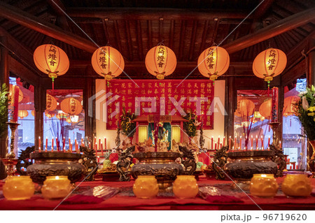 2020長崎ランタンフェスティバル 祭壇【長崎新地中華街会場】 2020長崎ランタンフェスティバル 祭壇【長崎新地中華街会場】 96719620