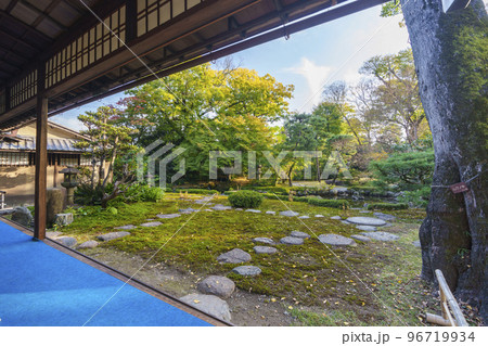 旧三井家下鴨別邸　美しい庭（京都市左京区） 96719934