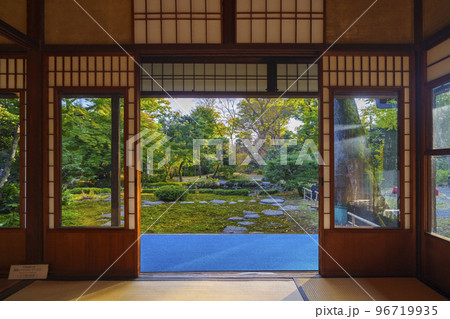 旧三井家下鴨別邸　美しい庭（京都市左京区） 96719935