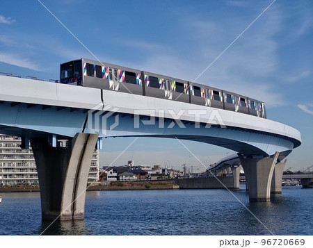 平潟湾を行くシーサイドライン 96720669