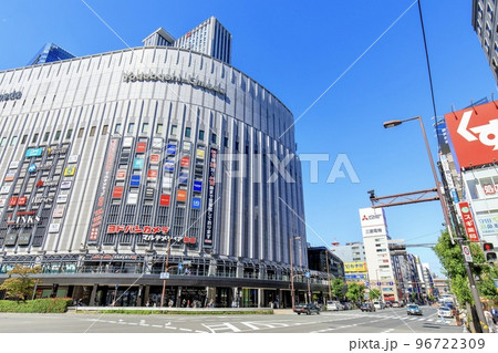 大阪府 御堂筋(国道176号線)とLINKS UMEDA 大阪府 御堂筋(国道176号線)とLINKS UMEDA 96722309