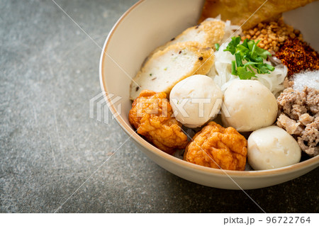 spicy small flat rice noodles with fish balls and shrimp balls without soup 96722764