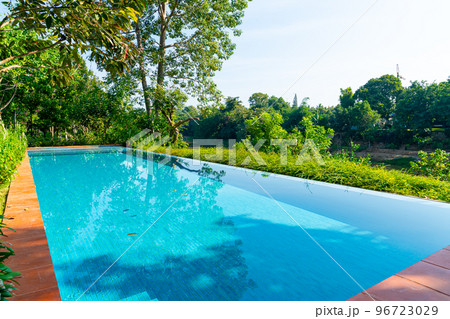 swimming pool in the garden 96723029