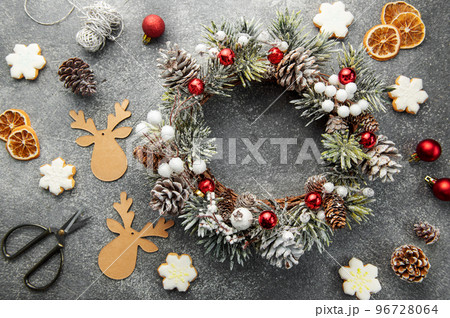 Decorative festive Christmas wreath 96728064