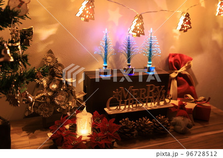 クリスマスライトアップ クリスマスライトアップ 96728512