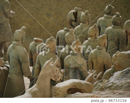 秦始皇兵馬俑博物館の兵士(中国西安) 秦始皇兵馬俑博物館の兵士(中国西安) 96733156