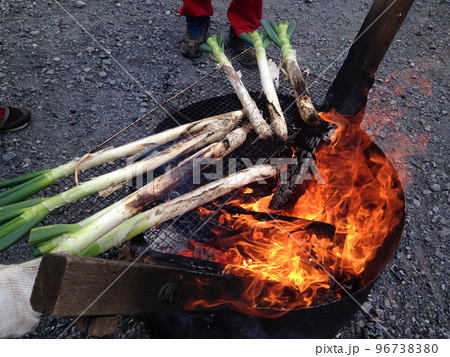 深谷ねぎ炭火焼 美味しいどろ焼き 深谷ねぎ炭火焼 美味しいどろ焼き 96738380