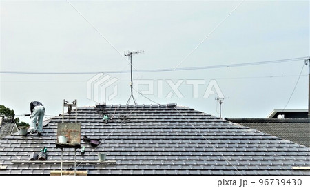防災瓦への交換工事 素材 背景 防災瓦への交換工事 素材 背景 96739430