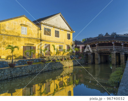ベトナム・ホイアン 来遠橋 / Chua Cau Temple Bridge 96740032