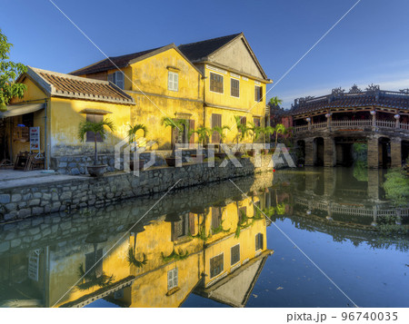 ベトナム・ホイアン 来遠橋 / Chua Cau Temple Bridge 96740035