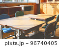 学校の机 96740405